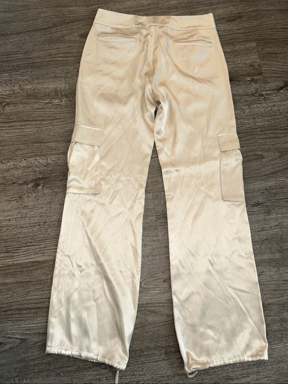 Banana Republic 100% Silk Satin Cargo Pants Ivory Cream Size 6 Y2K - Picture 7 of 11